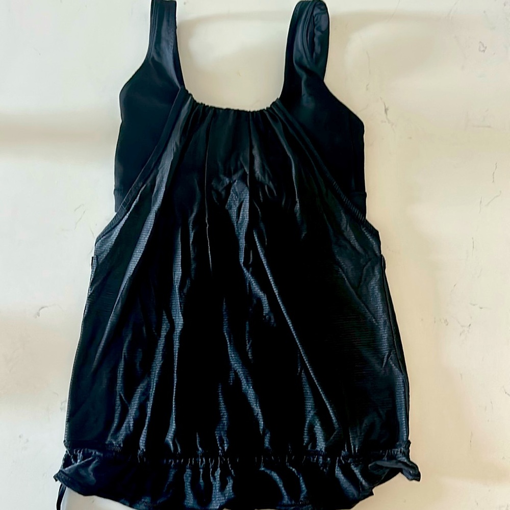 Lululemon tank with built-in bra